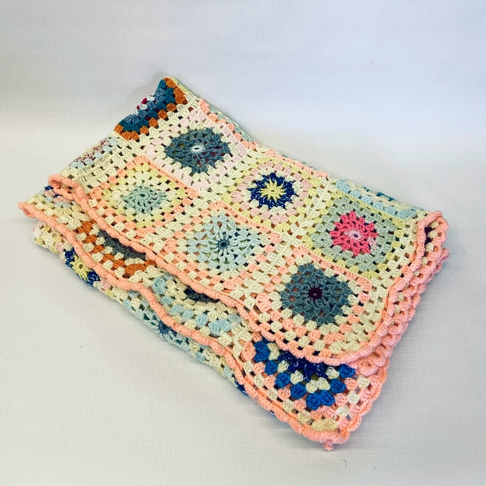 Vintage Cottagecore Handmade Crochet Granny Square Blanket Multicolor Pastel